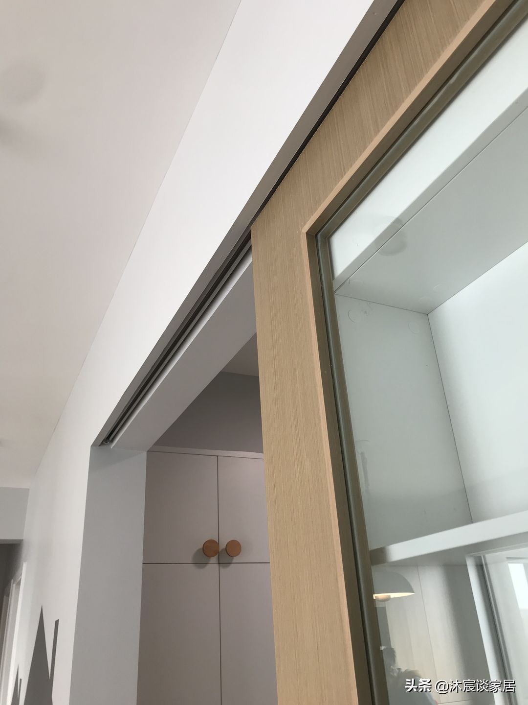 客餐厅|拆墙挪位后，她让小家实现“大横厅”，采光好，动线流畅，好舒服