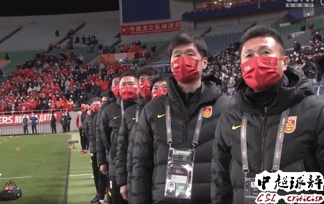 日本队|粤媒怒批李霄鹏:换汤不换药,打日本比李铁还多输1球!