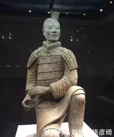 史记#兵马俑成千上万,唯独这尊“与众不同”,专家为什么要停止展览?