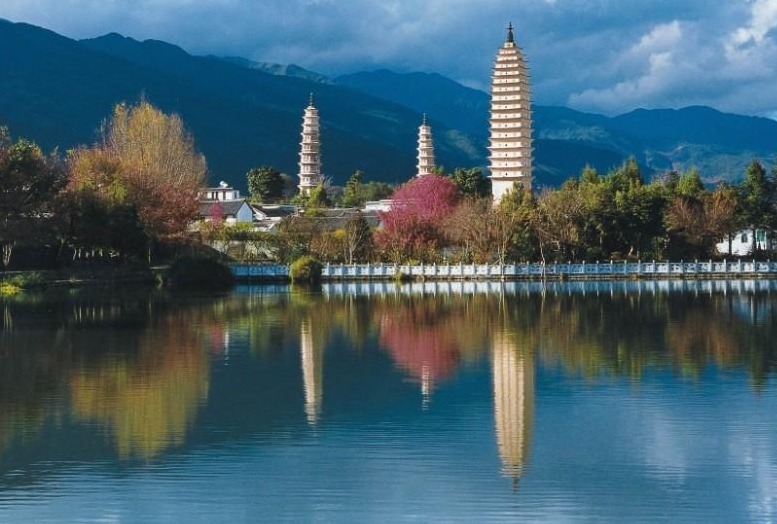 好玩|国内适合学生党去的五大城市,好玩还不贵,去打卡祖国的大好山河