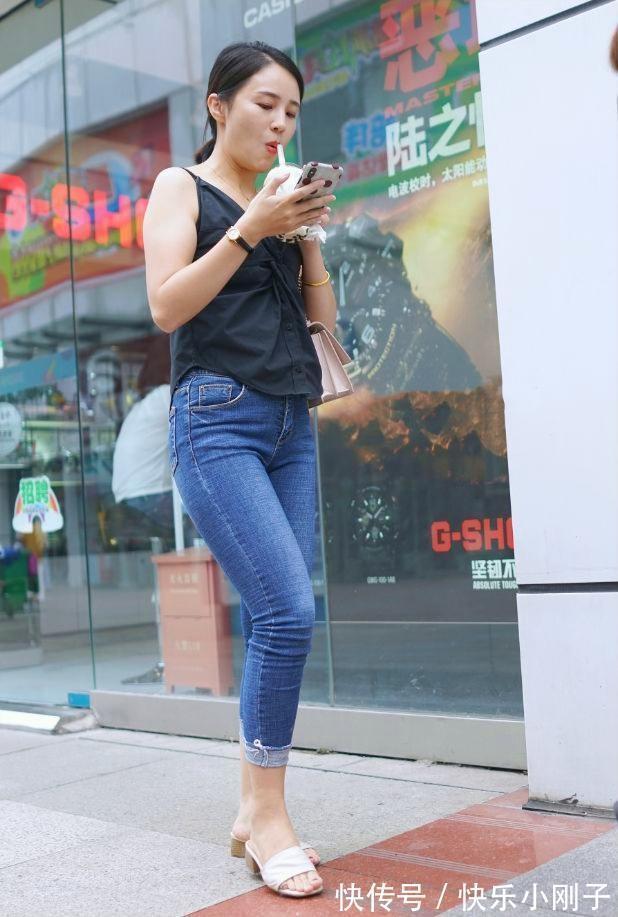 气质 简约又好看的连衣裙搭配,挺显气质又不失女人味