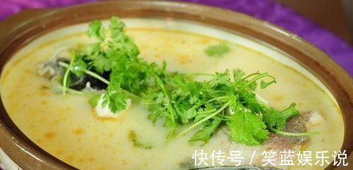 汤汁|不管炖什么鱼头汤，牢记3个技巧，不仅汤汁奶白，鱼肉还特别鲜