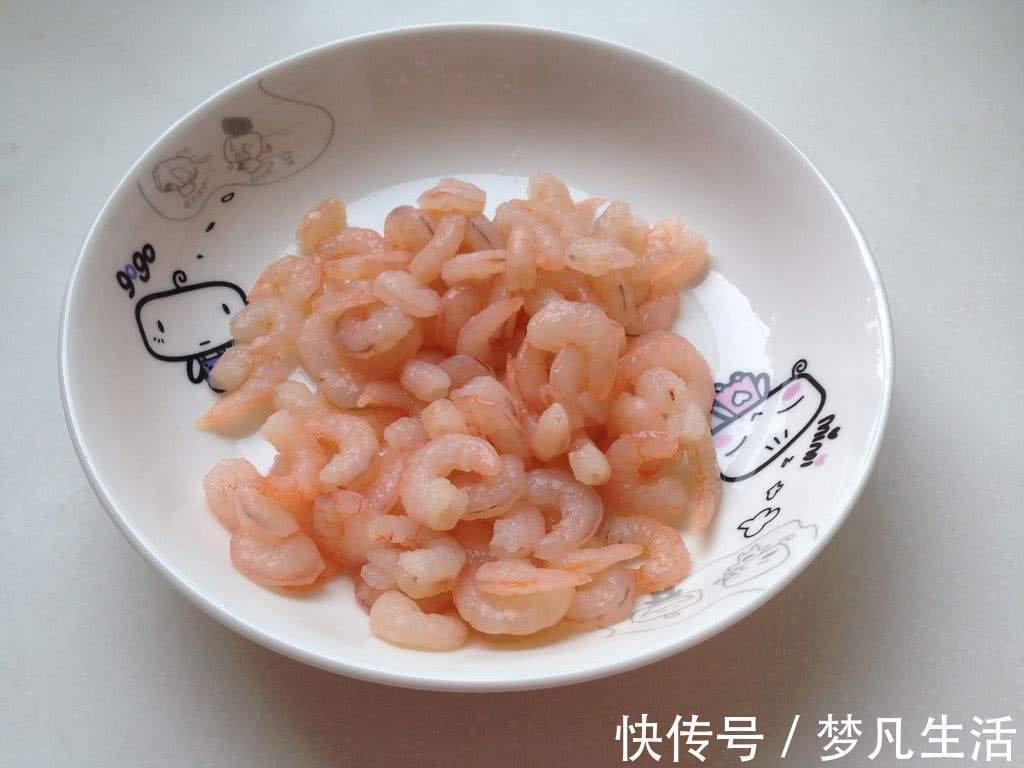 谨记|当确诊为尿酸高,谨记4种高嘌呤的食物要少吃,有助于预防痛风