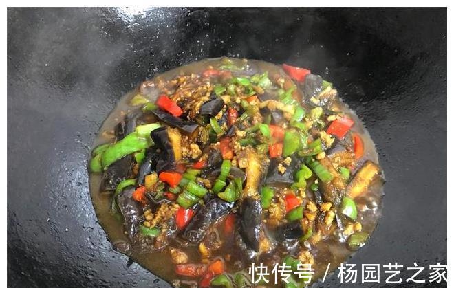 肉末|鱼香茄子，别直接下锅炸，多加1步，茄子软糯入味，无油更健康