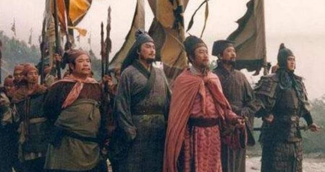 酒店|宋江在浔阳楼酒店题的诗,难道真是反诗吗(值得一读)!