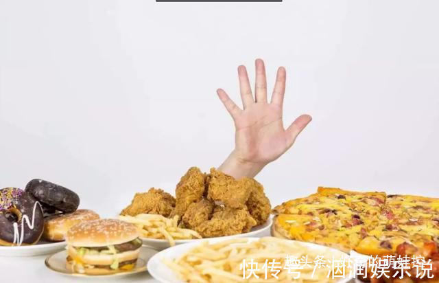 女高生|18岁女高生“溢出母乳”,妈妈称没有男朋友是乖乖女,医生无知