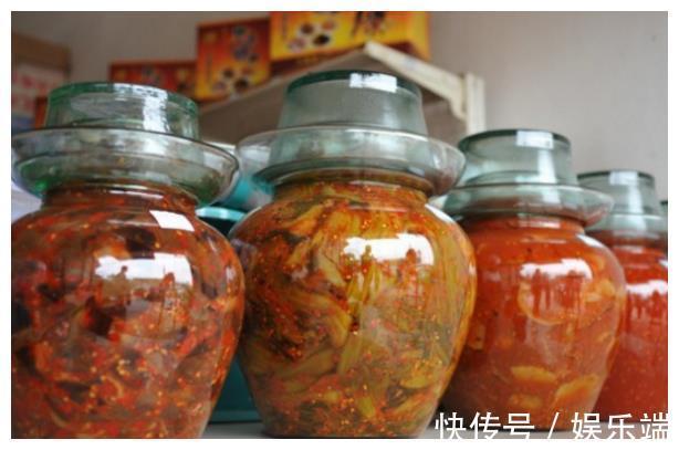 吃了对身体不好的四种食物,榨菜上榜,图4很多人舍不得扔