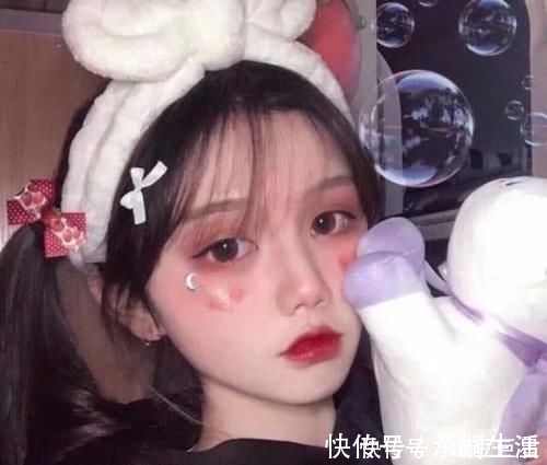 皮肤|女孩子洗脸时的“3禁忌”，难怪脸越洗越丑，第3易长螨虫哦