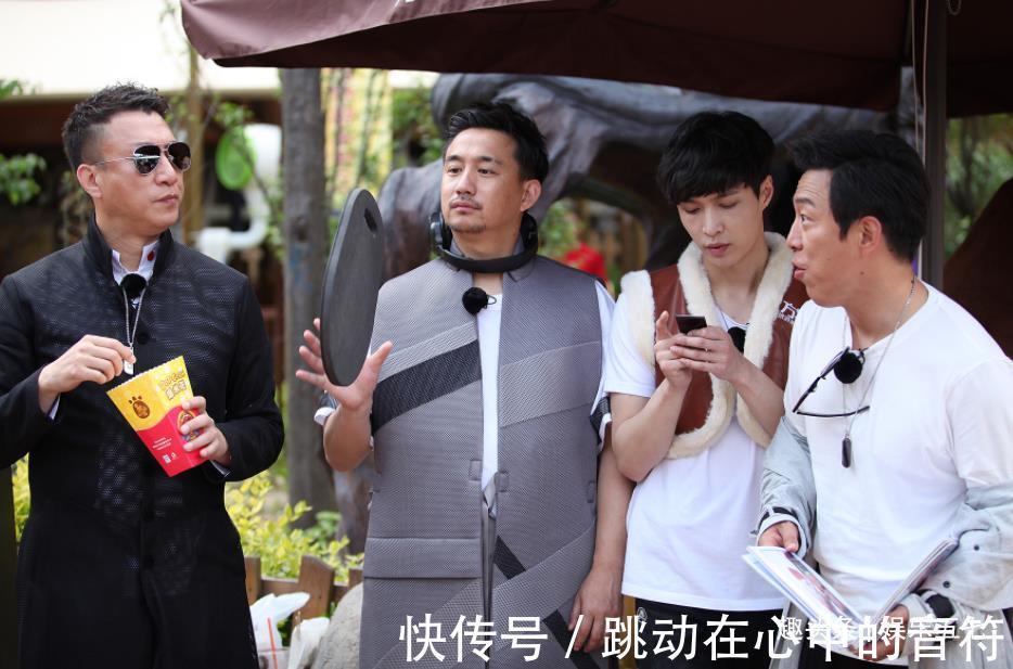 何洛洛|《宝藏行2》导演有多业余喊杨超越老哥哥，念规则犯低级错误