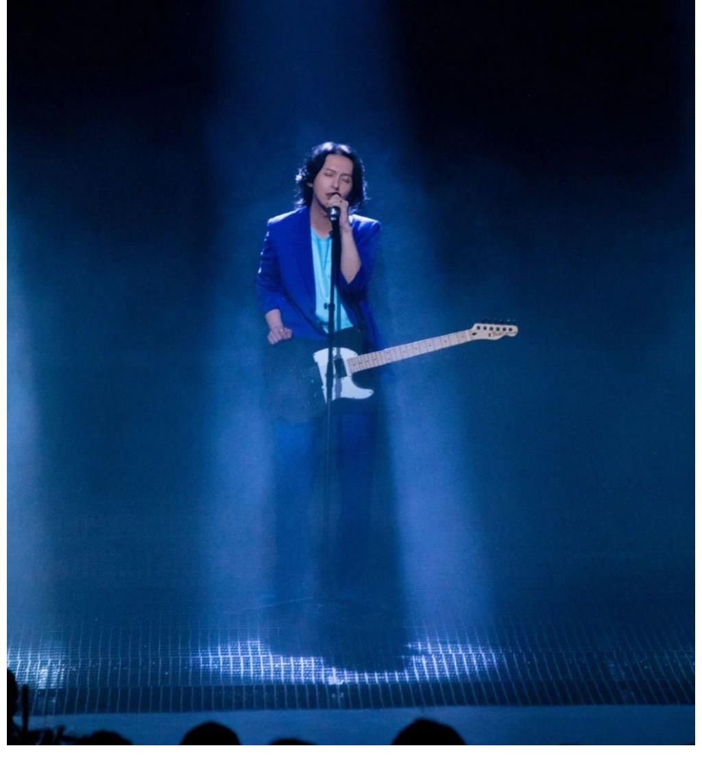 人间蛊王|一公舞台哥哥秒变“人间蛊王”，“高质量”男团在线出道