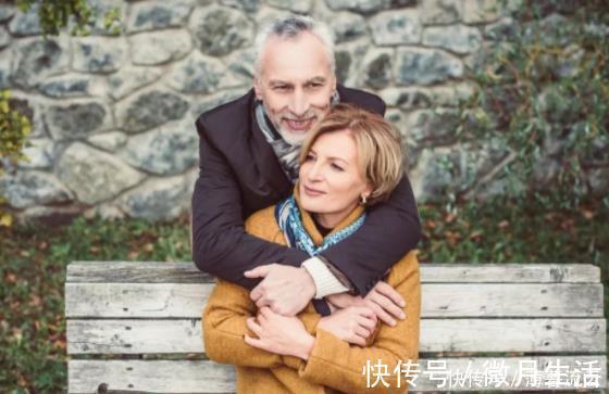 中老年人|人到中年没有5个特征,专家恭喜,可能是长寿体质