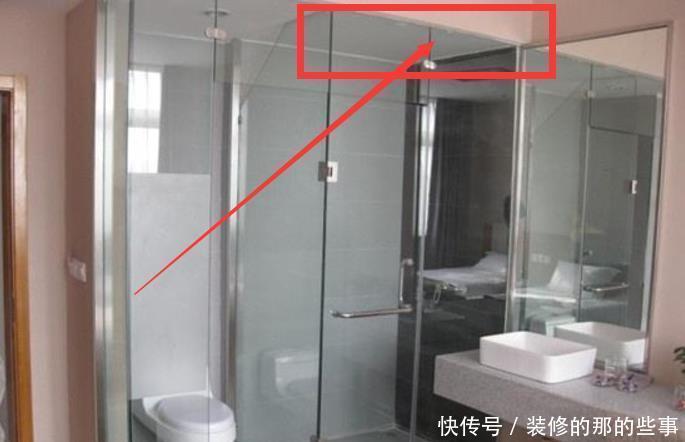 淋浴房|淋浴房要不要做到顶?听了老师傅的一席话,后悔装错了!