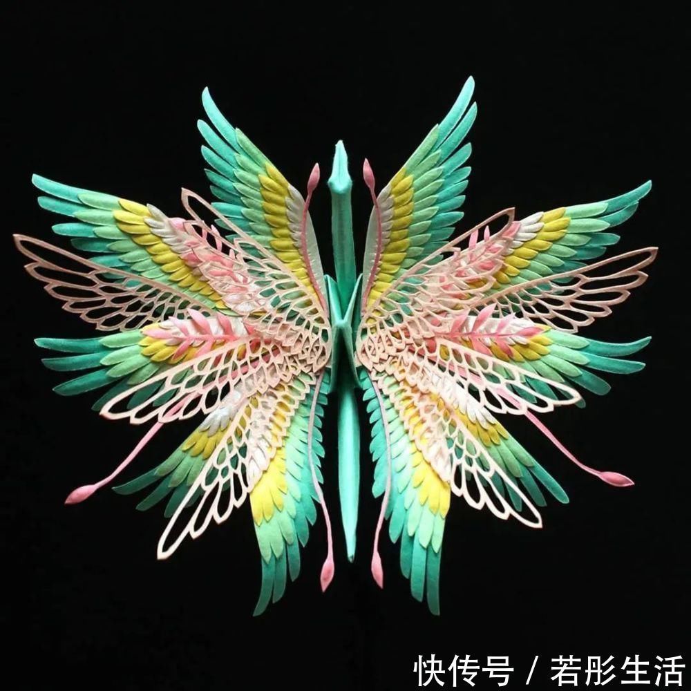 翅膀$抑郁小哥把一只2毛钱的千纸鹤折成了我买不起的样子,不但病好了还年入百万