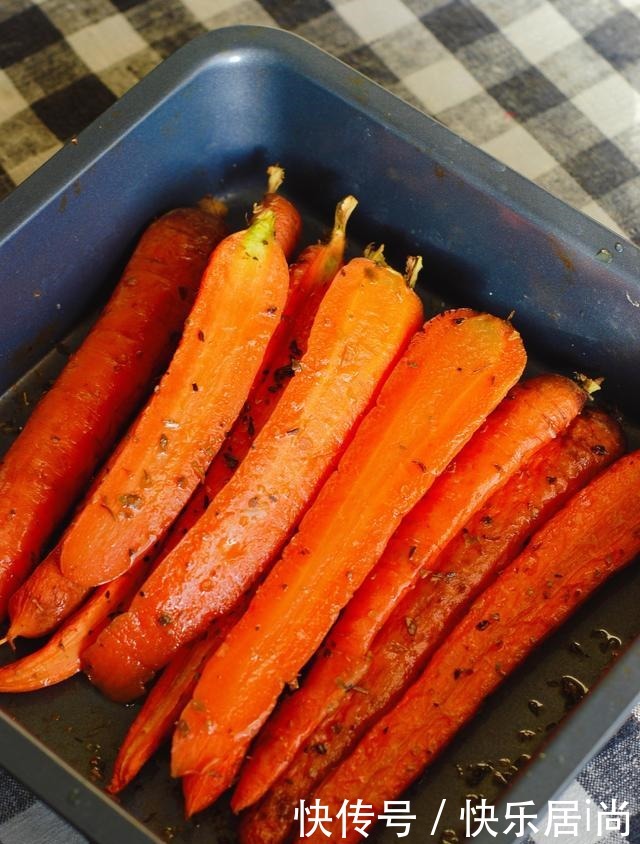胡萝卜新吃法,不炒不炖不做馅儿,美味又营养,瞬间让你爱上它