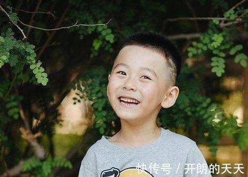 骨骼|比陈醋还伤骨骼,孩子天天吃,影响发育,提醒家长尽早撤下餐桌