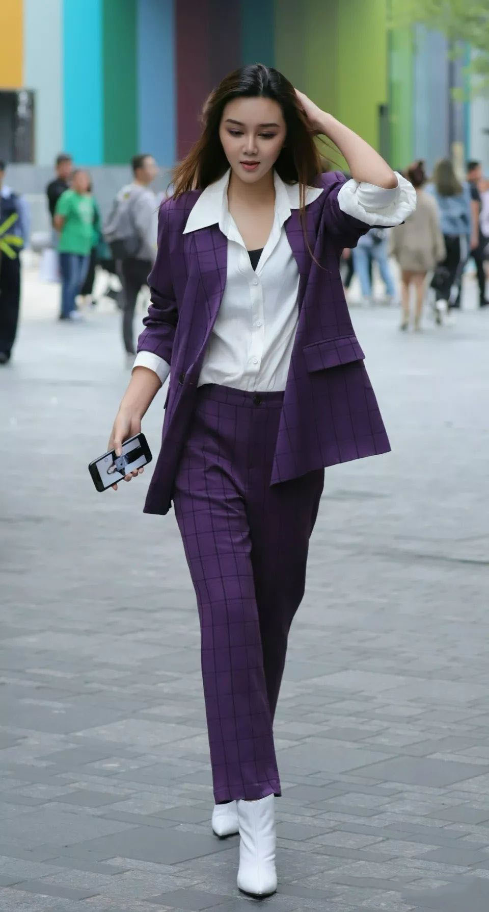 魅力|秋季上班怎么穿?不妨挑一身气质的小西装穿搭,既有气场又有魅力