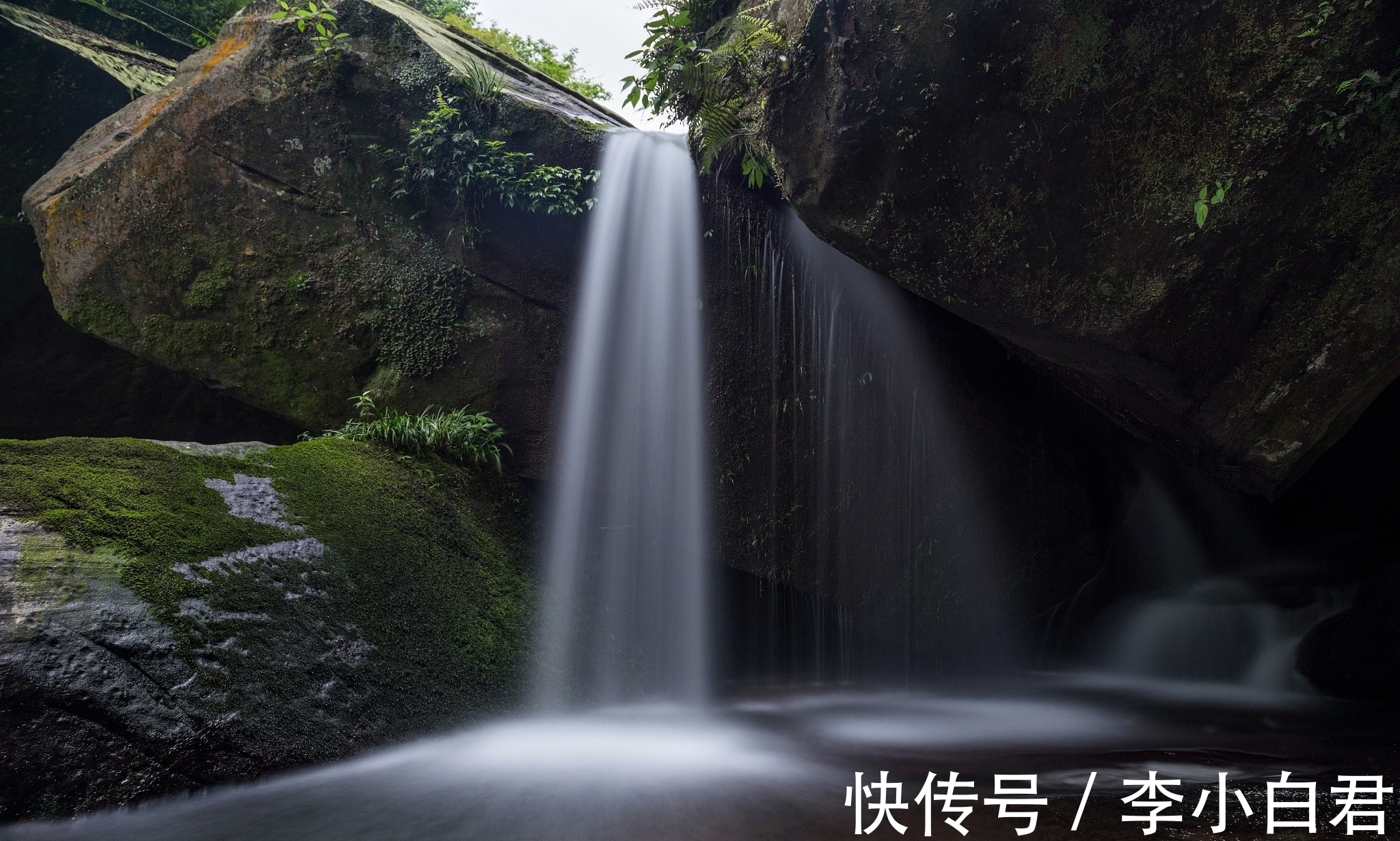 水势@韩愈七言古诗一首,此诗气势遒劲,风格壮美,对后世影响深远