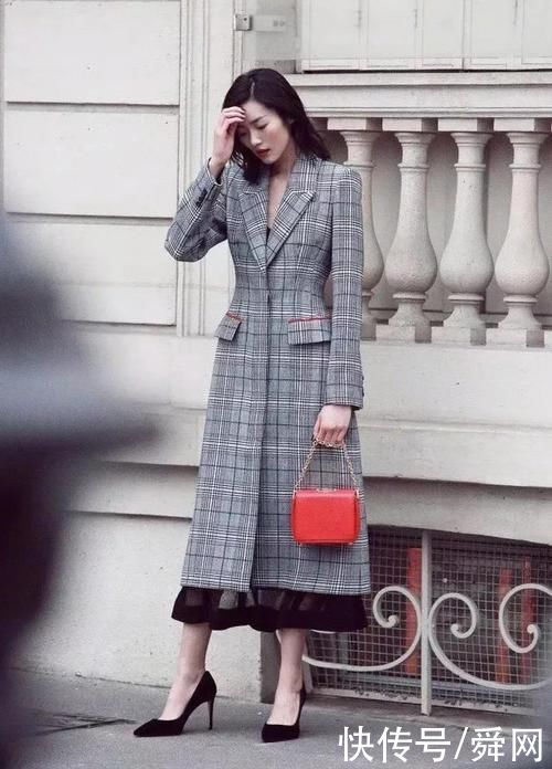 新年怎么穿?既时髦又让七大姑八大姨挑不出毛病
