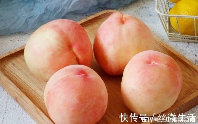 维生素|怀孕以后,孕妈如果经常吃这“3种水果”,或许能够消水肿