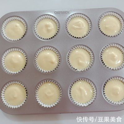 我奶奶教我的原味纸杯小蛋糕的技巧，一定要加它才好吃
