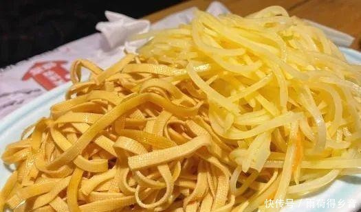 长春的美食数不胜数,让人百吃不厌、流连忘返