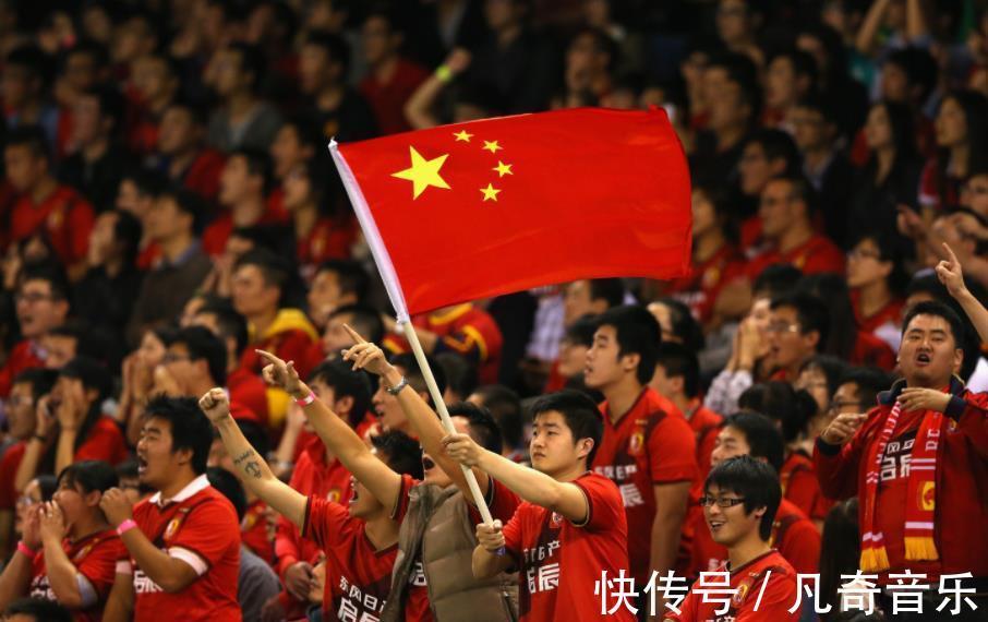 中国足球|国足有进步,把握机会能力比以前强了不少,但进攻方法不多