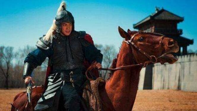 诸葛亮|三国演义中除了魏蜀吴的名将,还有哪些武将?这九位实力一流