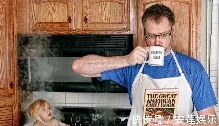 宝爸|实锤了!爸爸带娃果然不靠谱,路遇大雨,父女上演“窒息”的父爱