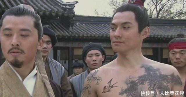 卢俊义为何上山就能坐第二把交椅不是因为生擒史文恭!