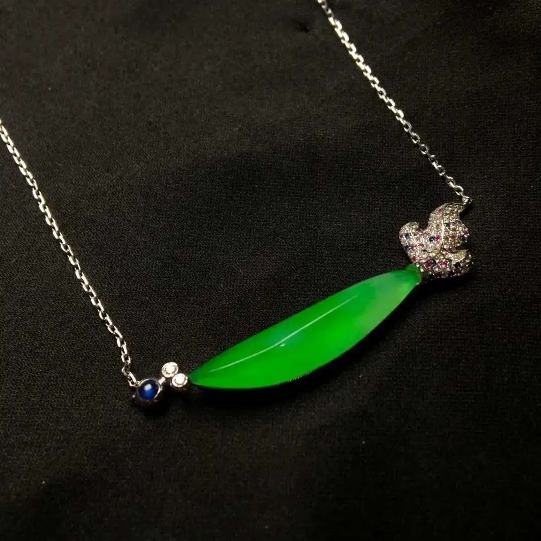 花式链$翡翠项链鉴赏,时尚与经典的完美结合