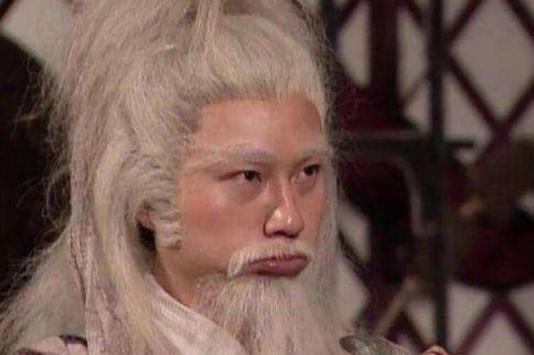 倚天屠龙记&难怪郭靖惨死、杨过逃遁,神雕中的最大反派是谁?竟活到倚天时代