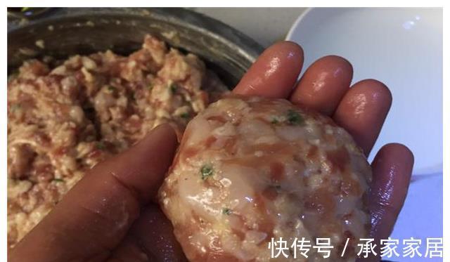 搅拌均匀|这菜我家一周吃两次,补钙还营养,小孩特爱吃,一顿要吃一斤肉!