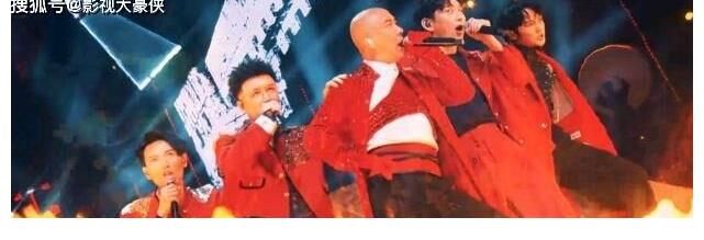 原创《追光吧2》推迟一周终开播，剪辑混乱，全员尴尬，收视跌爆