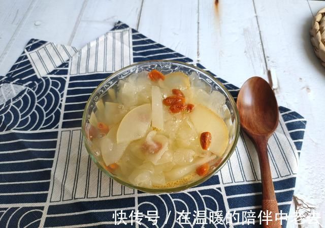 热水|煮银耳汤,凉水下锅还是热水下锅不少人搞错了,难怪银耳不出胶