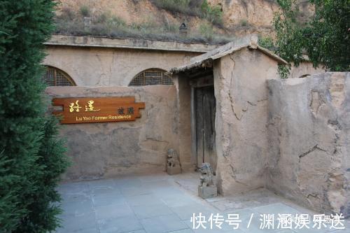 离世!写完《平凡的世界》,42岁的路遥为何突然离世真正原因令人心悸