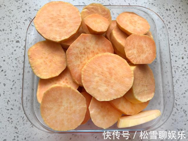植物油|冬天做点红薯芝麻饼,当早餐零食都不错,软糯香甜又营养
