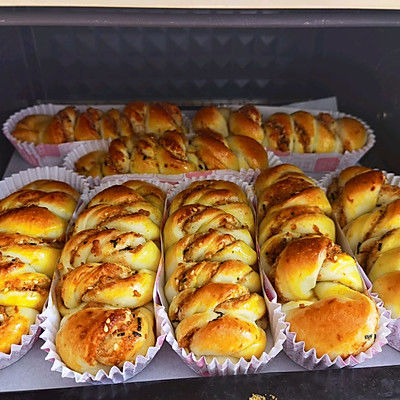 #我心中的冬日限定#肉松小卷面包