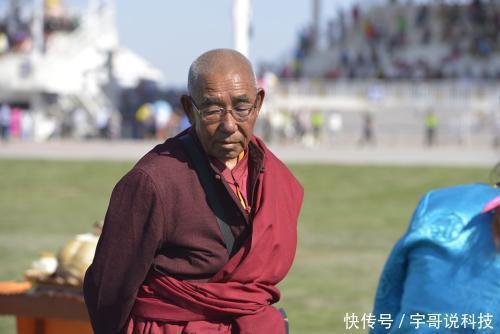 老人长寿的五大“标准”,拥有的越多越好,帮老人对比一下吧!