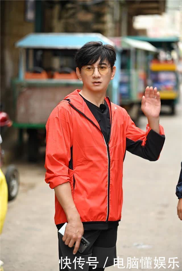 观星团|挑水、下地、喂鸡,《追星星的人》中活力观星团体验农家生活