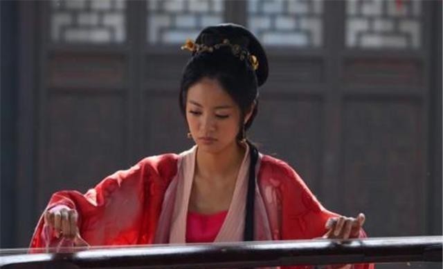 皇帝|水浒传:李师师为何宁愿跟燕青浪迹天涯,也不和皇帝进宫?