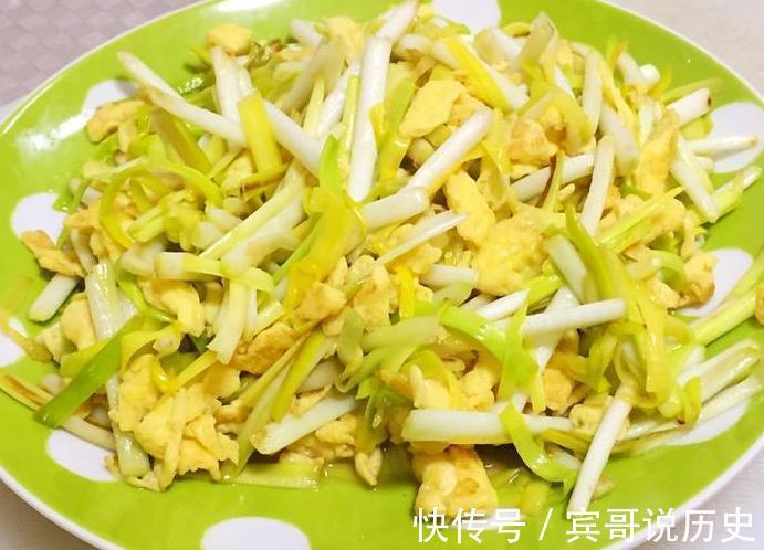 韭黄|男人过了40常吃它,堪称“素生蚝”,一周吃2次,腰不酸腿不疼