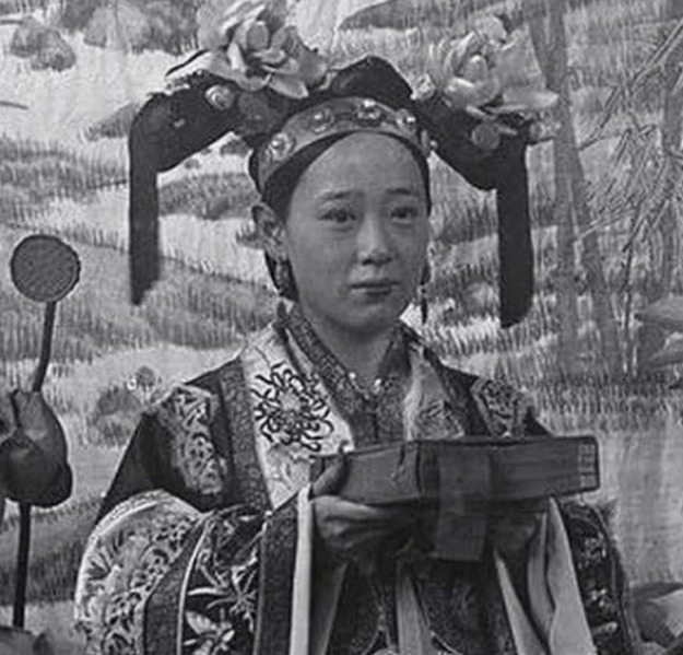 美貌|晚清第一美人,渣像素都掩盖不了美貌,她却被慈禧耽误一生