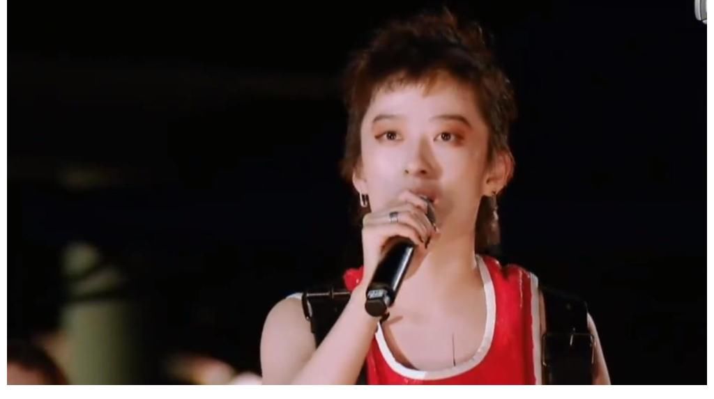 黑怕女孩|曾轶可上综艺公开质疑节目组,却惹祸上身,反引来网友对她的质疑