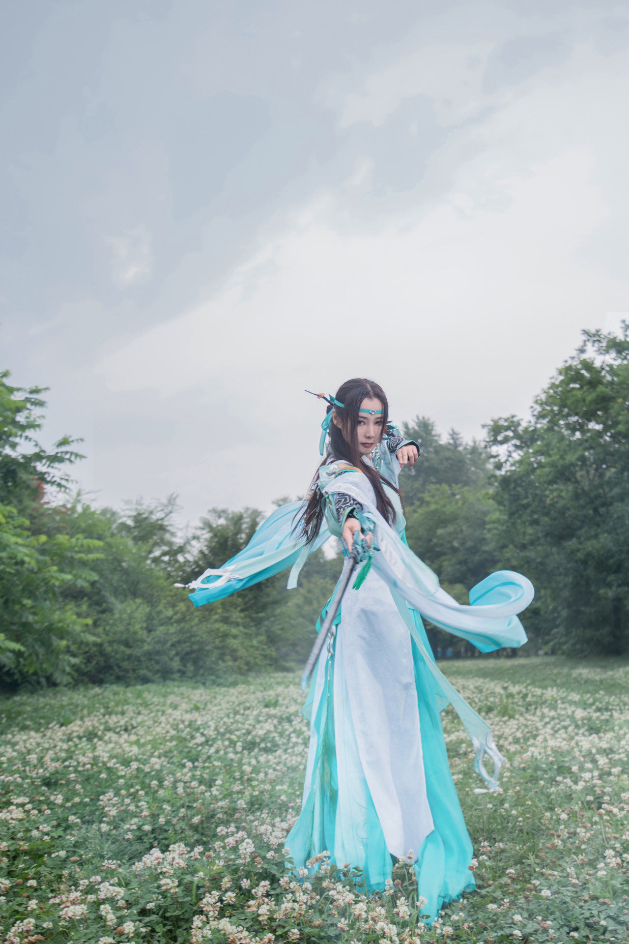 剑网三雪河琴娘cosplay--骤雨初霁