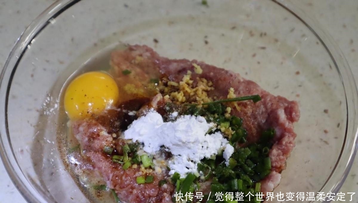 茄子营养美味,放进锅里一炸,外酥里嫩