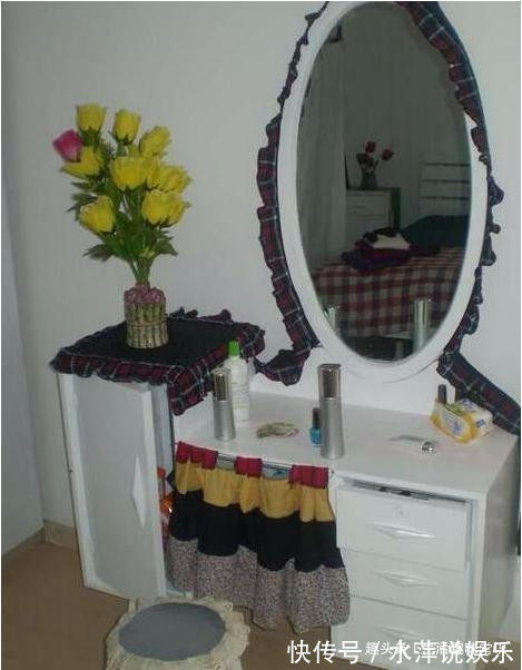 吊顶灯|老婆花3万穷装新房,装出来效果像鬼屋,亲戚朋友都不上家串门