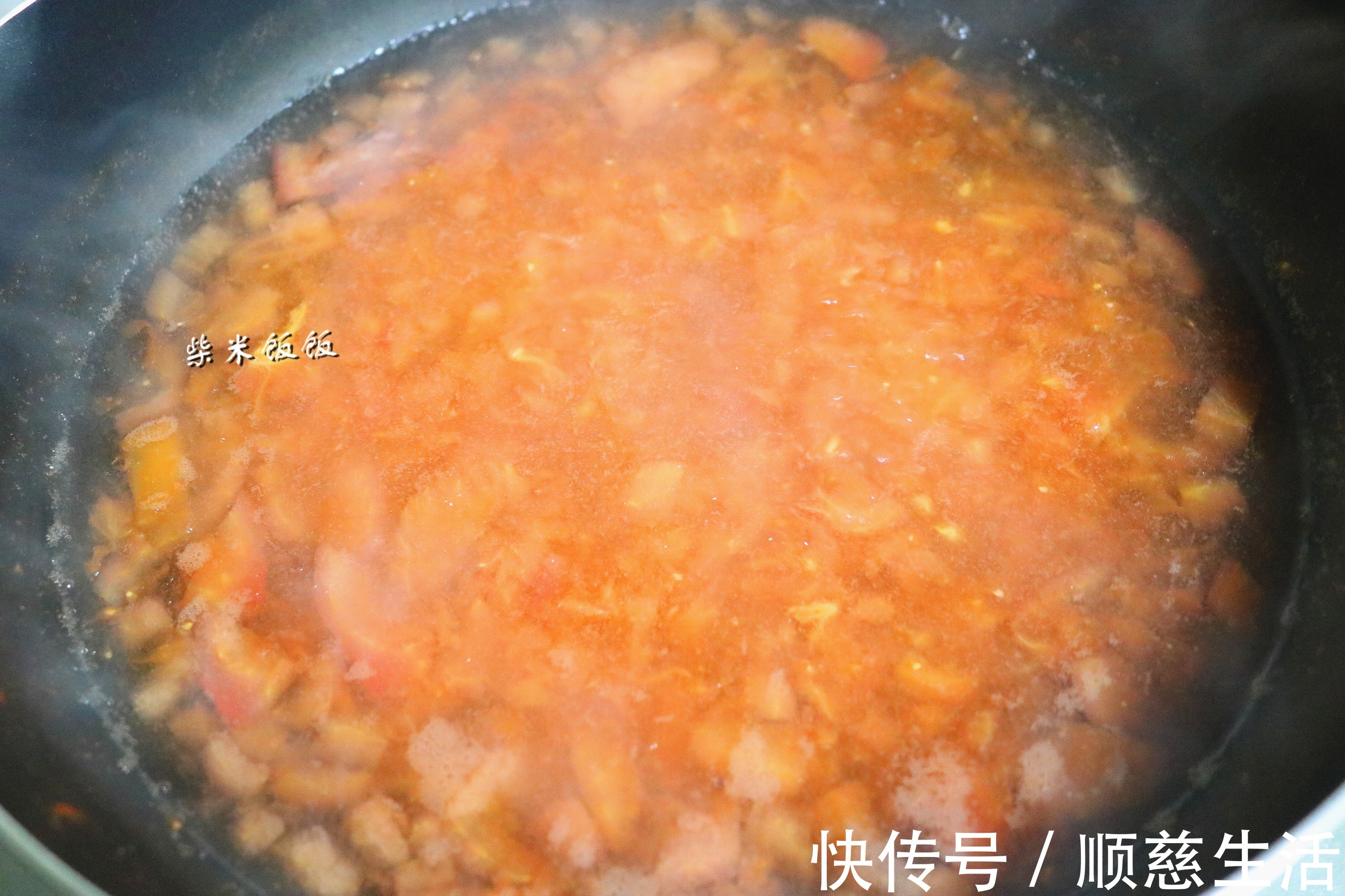 香菜|西红柿蛋汤，我喜欢这做法！清爽开胃，吃饱饭也能喝一碗
