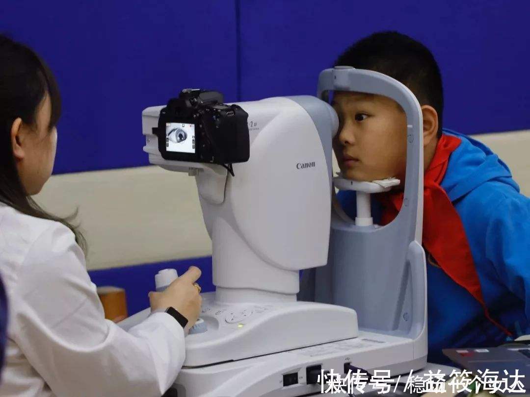 眼科医生|为啥眼科医生自己都不敢做近视手术,很多都戴眼镜原因很无奈