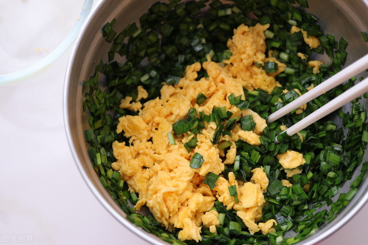 食欲|这菜又叫洗肠草,鲜香美味促食欲,早餐煎一煎上桌,孩子特爱吃