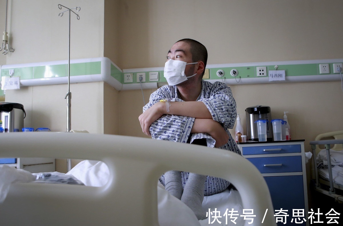 化疗|32岁小伙患肺癌,疑惑别人化疗要三天,为何自己只一天,要求加药